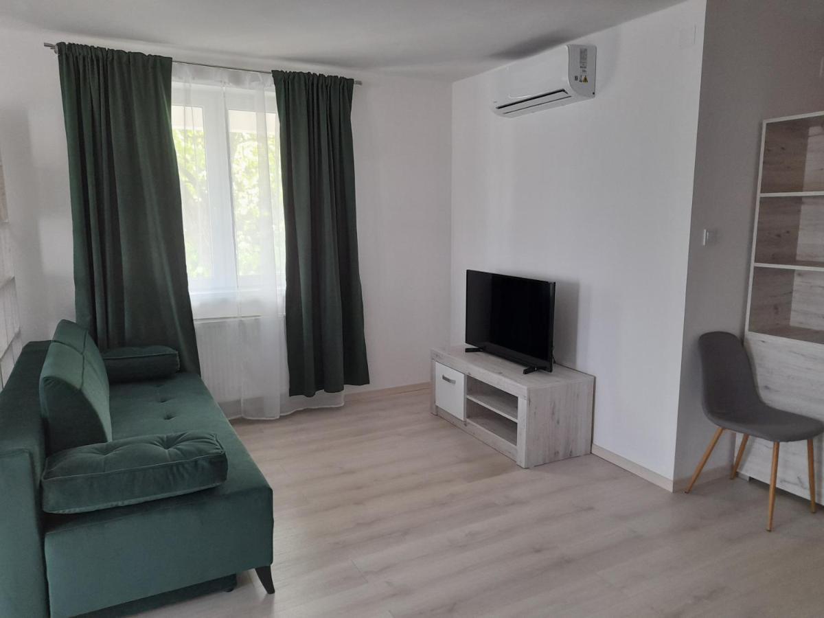 Orion Panzio Bed & Breakfast Hajdúszoboszló Eksteriør bilde