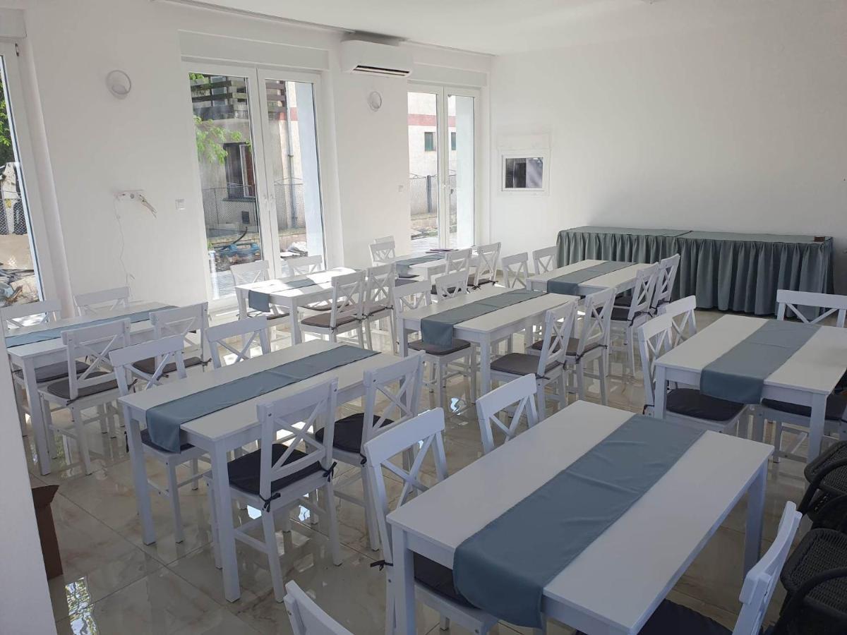 Orion Panzio Bed & Breakfast Hajdúszoboszló Eksteriør bilde