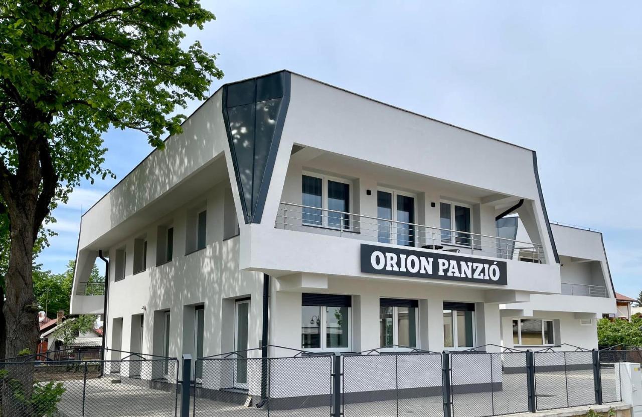 Orion Panzio Bed & Breakfast Hajdúszoboszló Eksteriør bilde