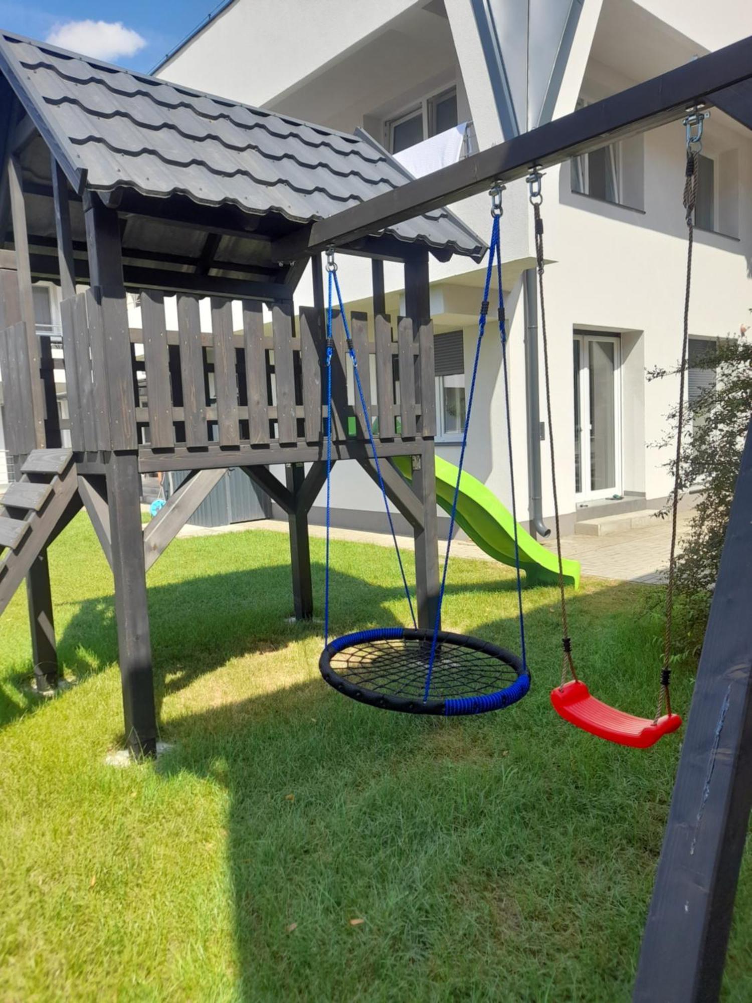 Orion Panzio Bed & Breakfast Hajdúszoboszló Eksteriør bilde